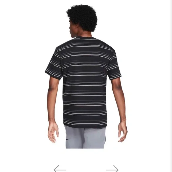 NWOT NIKE PREMIUM STRIPE TEE BLACK - Picture 6 of 9